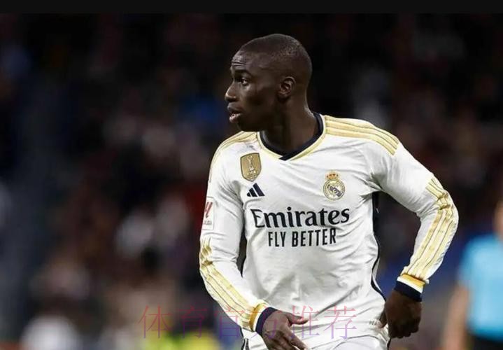 门迪伤病不断 皇马希望明夏低价签下戴维斯